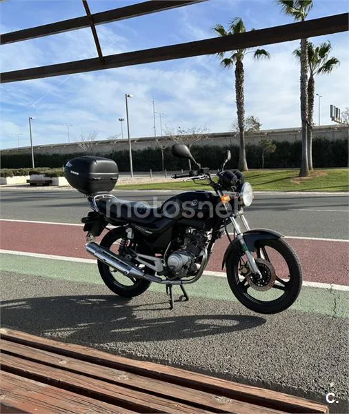Yamaha YBR 125 – Vista 3