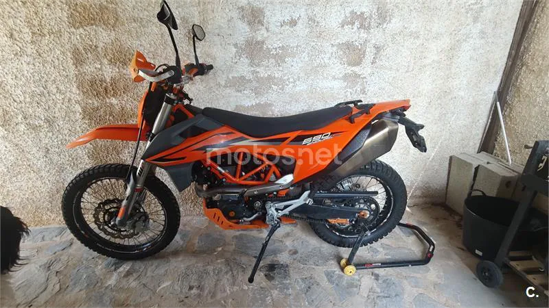 KTM 690 Enduro R – Vista 5