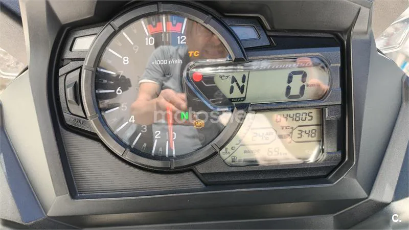 Suzuki V-Strom 650 XT – Vista 5