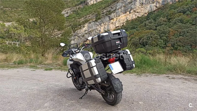 Benelli TRK 502 – Vista 7