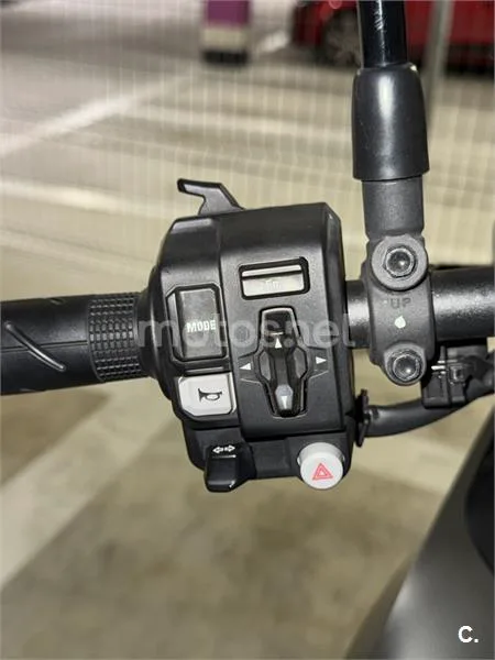 Honda XL 750 Transalp – Vista 7