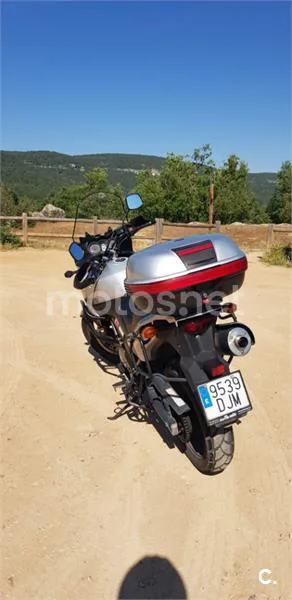 Suzuki V-Strom 650 – Vista 9