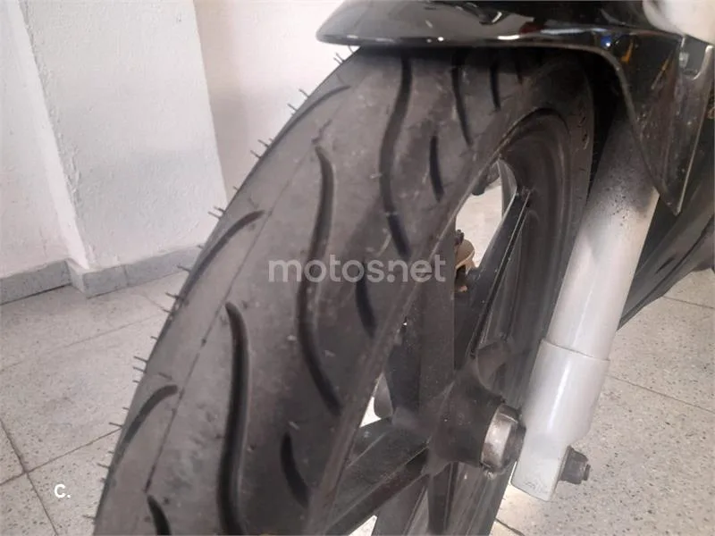 Honda CBR 125 R – Vista 7