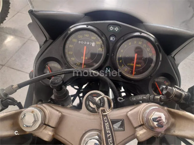 Honda CBR 125 R – Vista 9