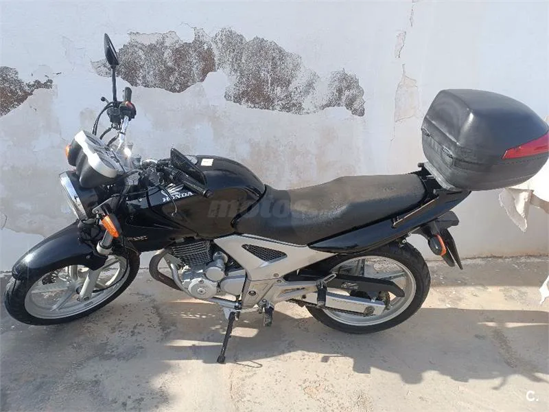 Honda CBF 250 – Vista 6