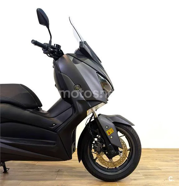 Yamaha XMAX 125 – Vista 4
