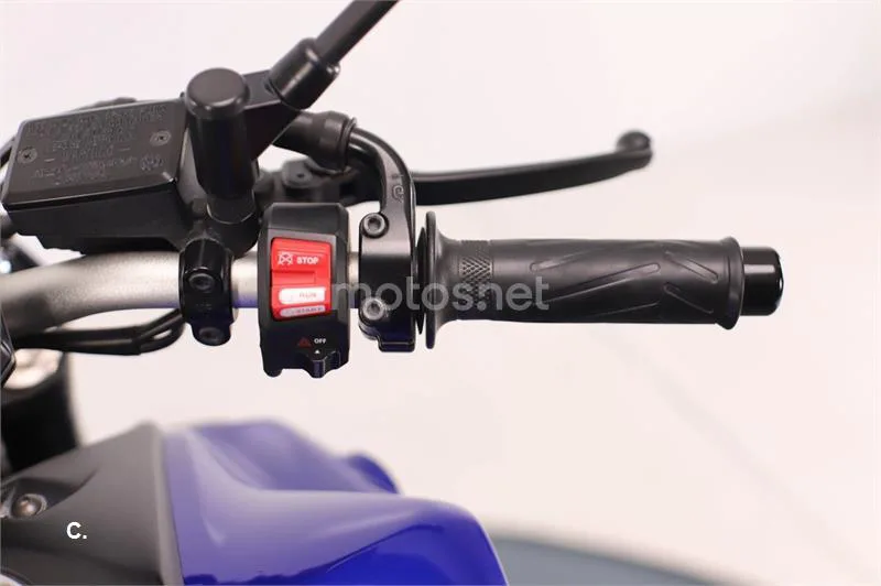 Yamaha MT-07 – Vista 8