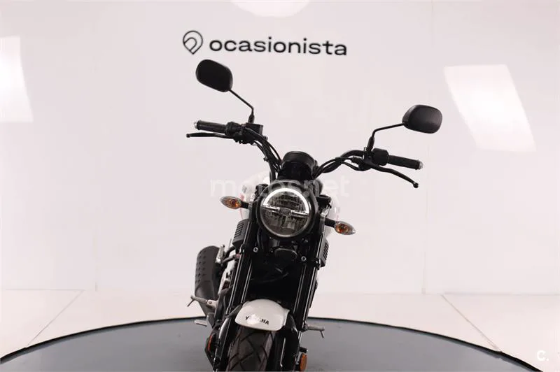 Yamaha XSR 125 – Vista 6