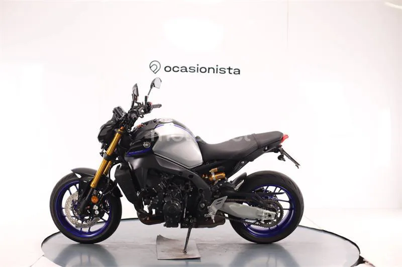 Yamaha MT-09 – Vista 4