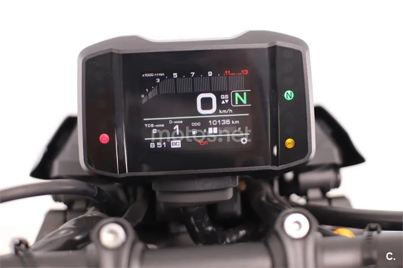 Yamaha MT-09 – Vista 5