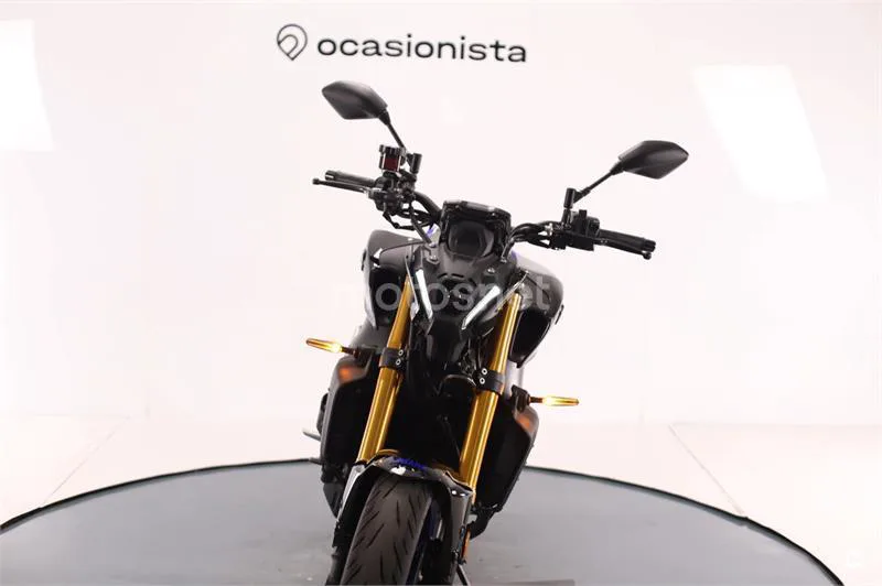 Yamaha MT-09 – Vista 8