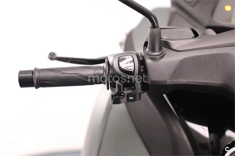 Yamaha Tricity – Vista 7