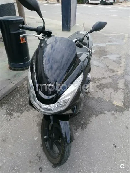 Honda PCX 125 – Vista 2