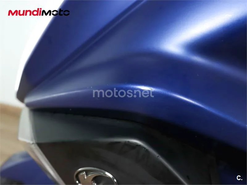 Kymco AK 550 – Vista 31