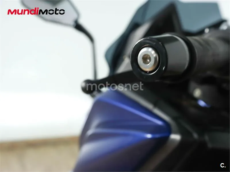 Kymco AK 550 – Vista 32