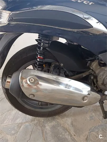Piaggio Beverly Tourer 300 – Vista 5
