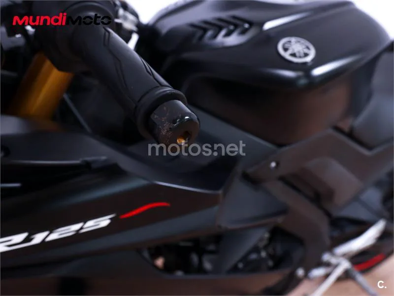 Yamaha R125 – Vista 19