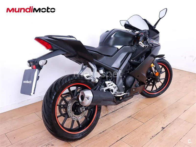 Yamaha R125 – Vista 3