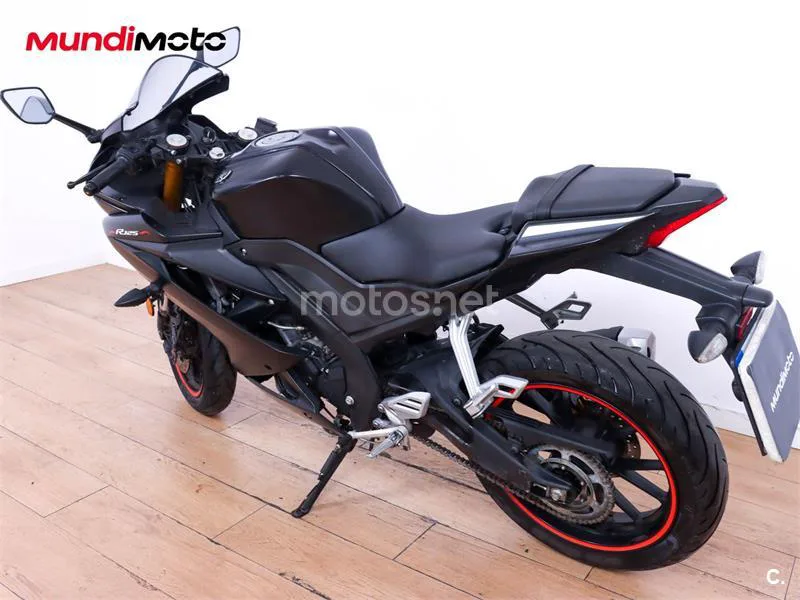 Yamaha R125 – Vista 8