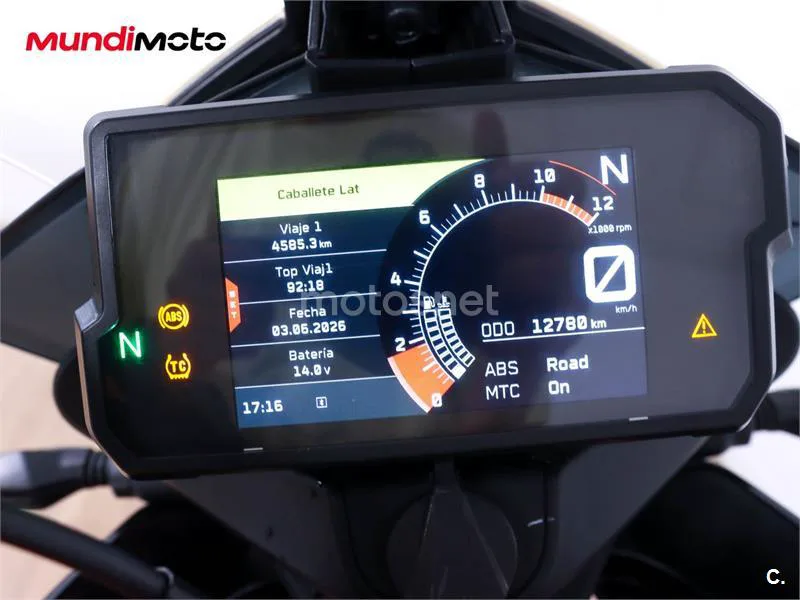 KTM 390 – Vista 12