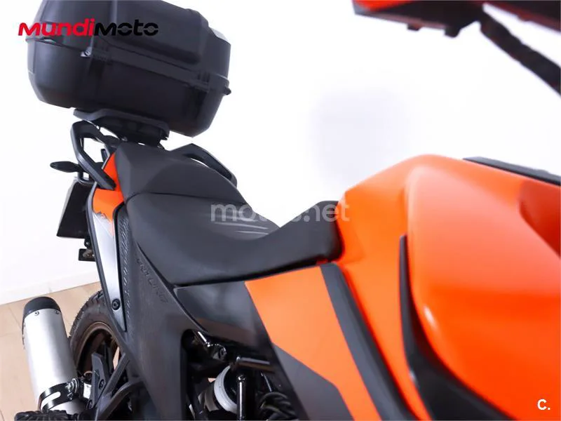 KTM 390 – Vista 40