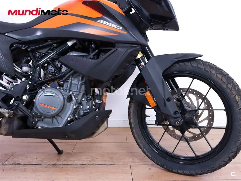 KTM 390 – Vista 42