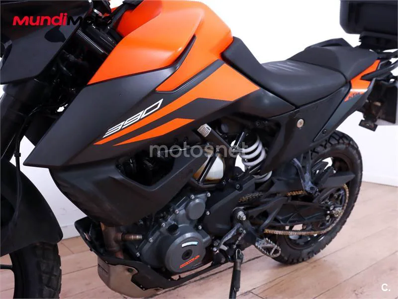 KTM 390 – Vista 10
