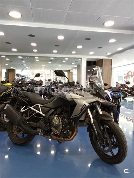Suzuki V-Strom 800 – Vista 1