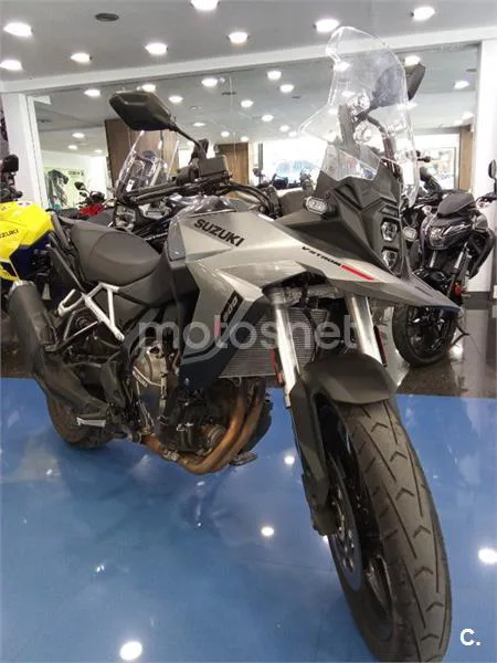 Suzuki V-Strom 800 – Vista 2
