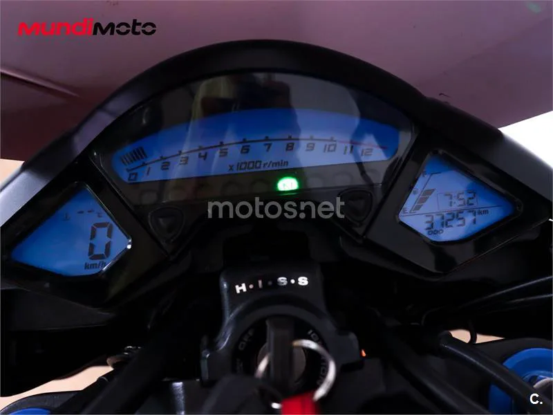 Honda CB 1000R – Vista 12