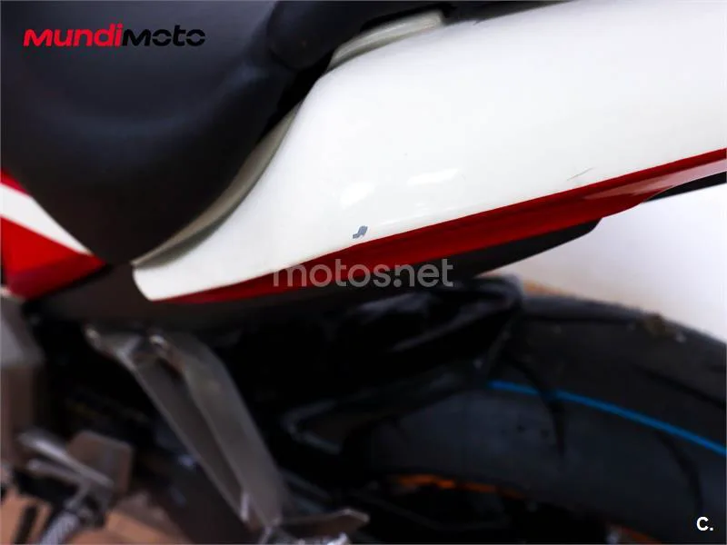 Honda CB 1000R – Vista 17