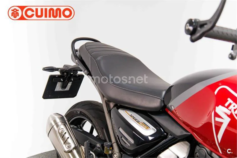 Triumph Speed 400 – Vista 12