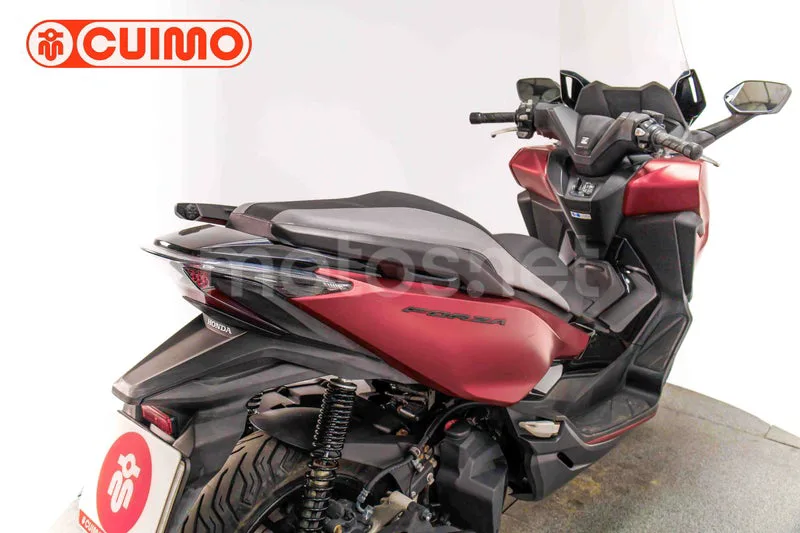 Honda Forza 125 – Vista 16