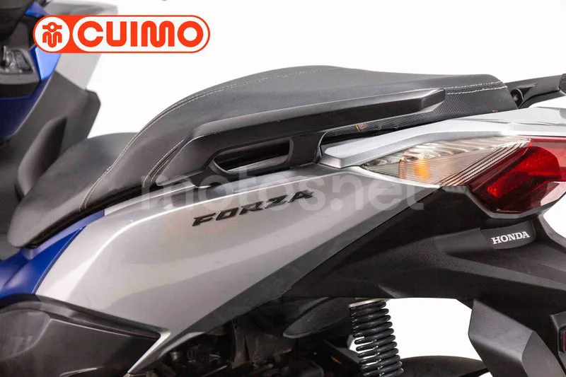 Honda Forza 125 – Vista 14