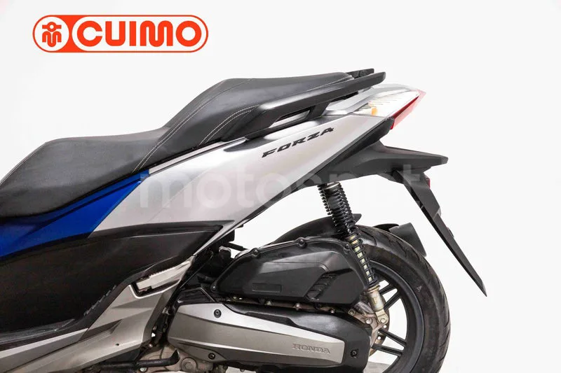 Honda Forza 125 – Vista 16