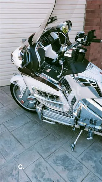 Honda GL 1800 Gold Wing – Vista 5