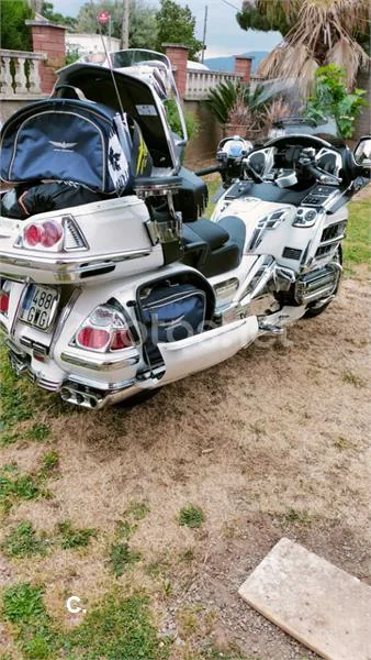 Honda GL 1800 Gold Wing – Vista 7