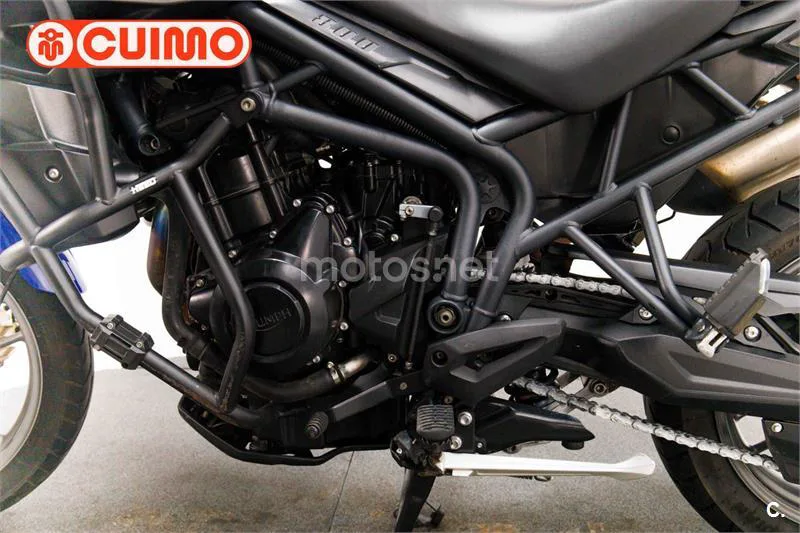 Triumph Tiger 800 – Vista 24