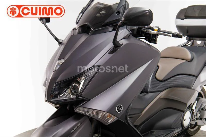 Yamaha TMAX 530 – Vista 20