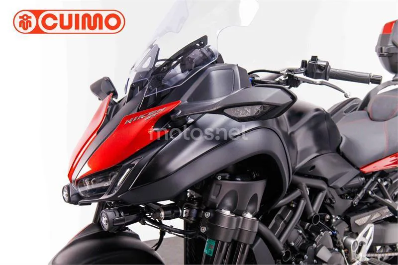 Yamaha Niken – Vista 22