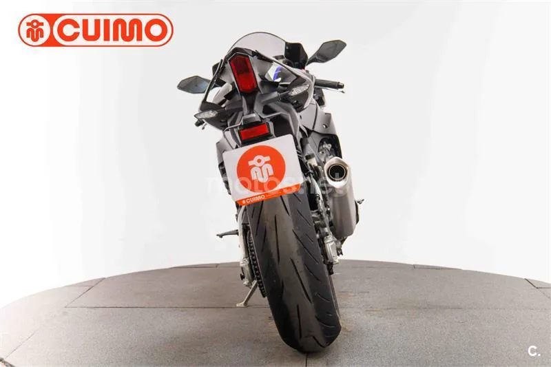 Yamaha R1 – Vista 5