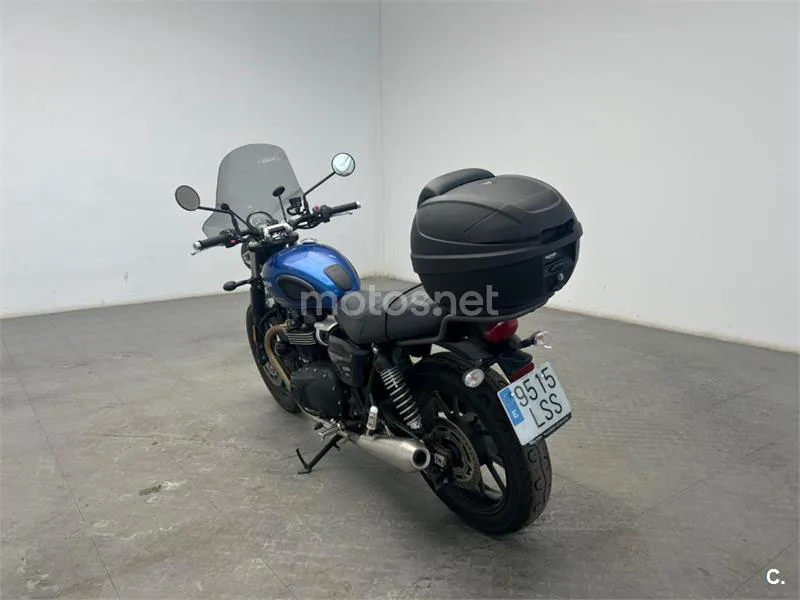 Triumph Street Twin – Vista 6