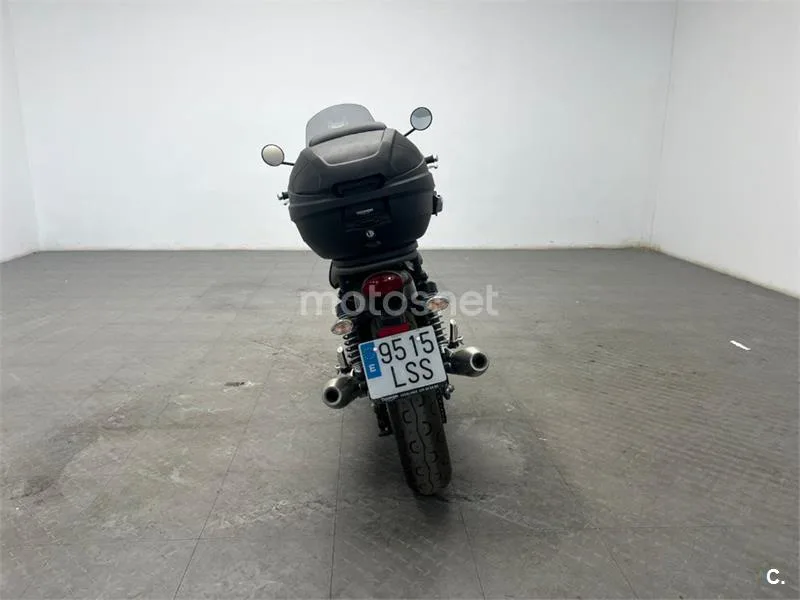 Triumph Street Twin – Vista 7