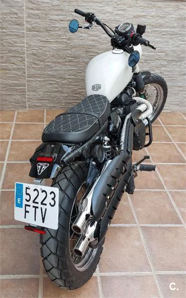 Triumph Scrambler EFI – Vista 2