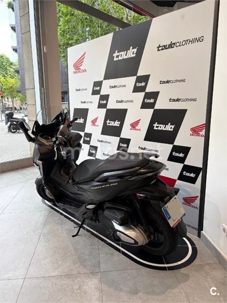 Honda Forza 350 – Vista 3