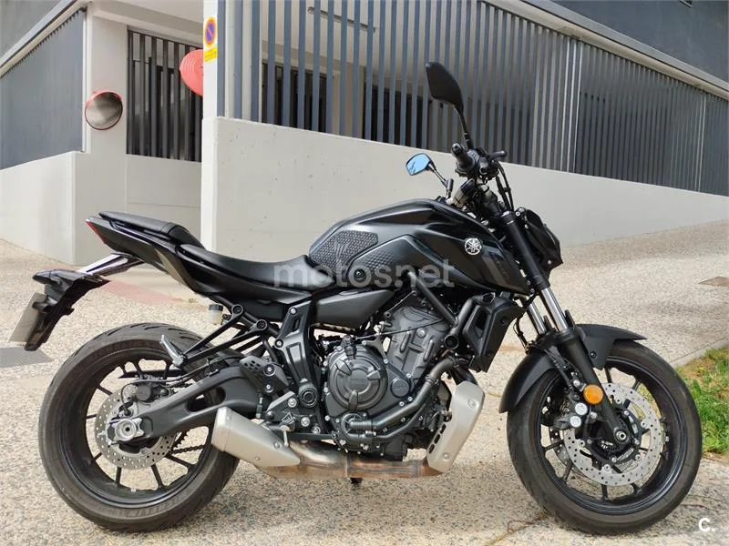Yamaha MT-07 – Vista 7