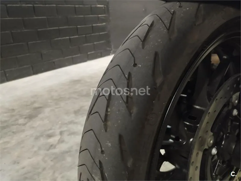 Yamaha MT-07 – Vista 8