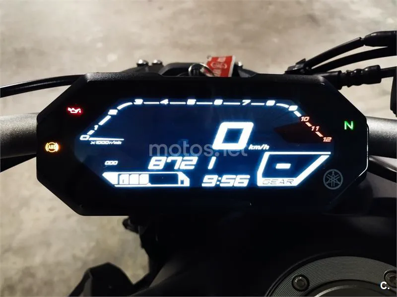 Yamaha MT-07 – Vista 10