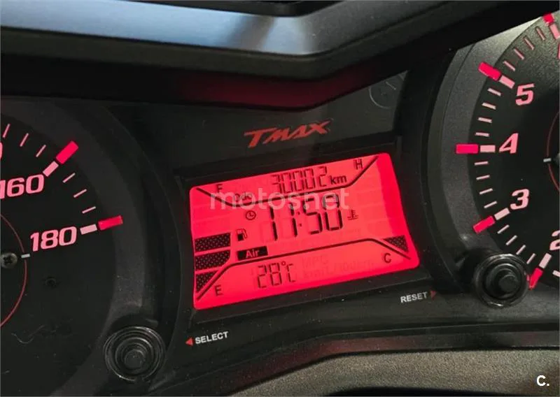 Yamaha TMAX 530 – Vista 6