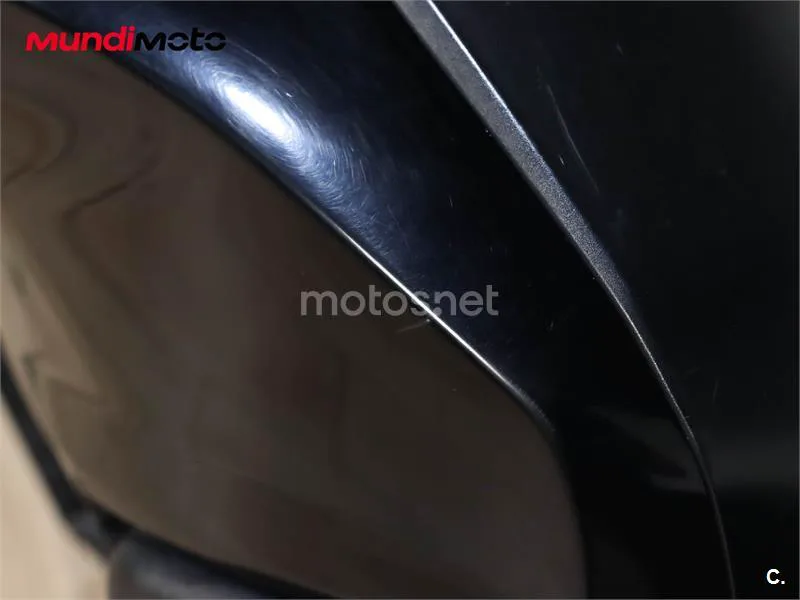 Honda CB 125 R – Vista 17
